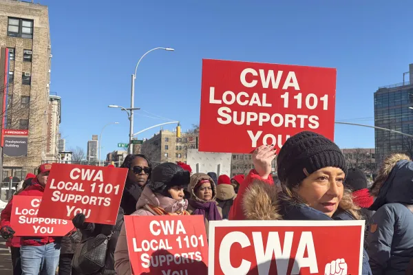 NYSNA picket line NY presby
